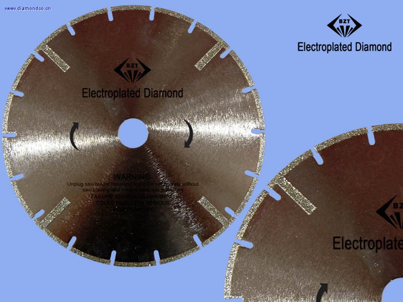 Electroplated diamond cutting blade