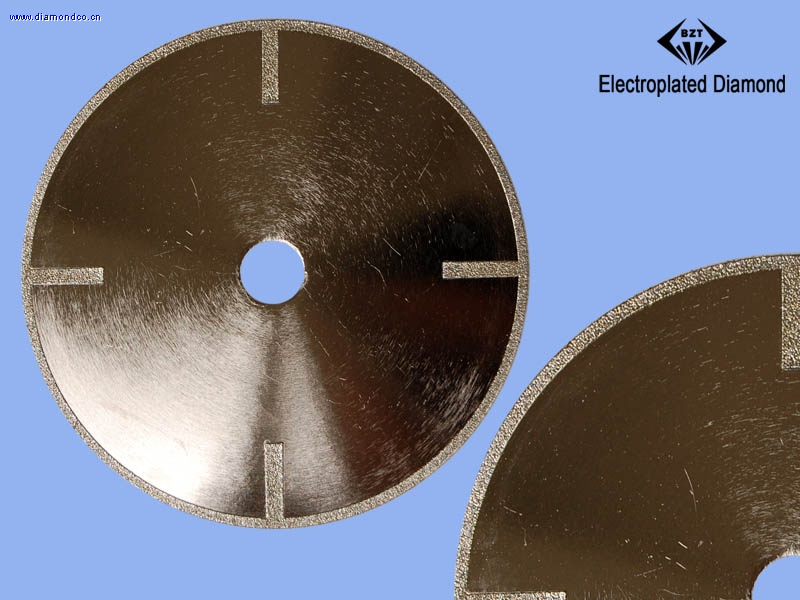 Electroplated diamond cutting blade